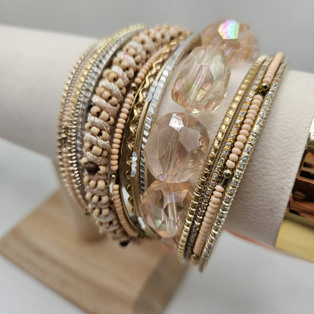 NEW Pink Mixed Metals Stackable Bracelet Set Stretch Beaded Bangle Glitter